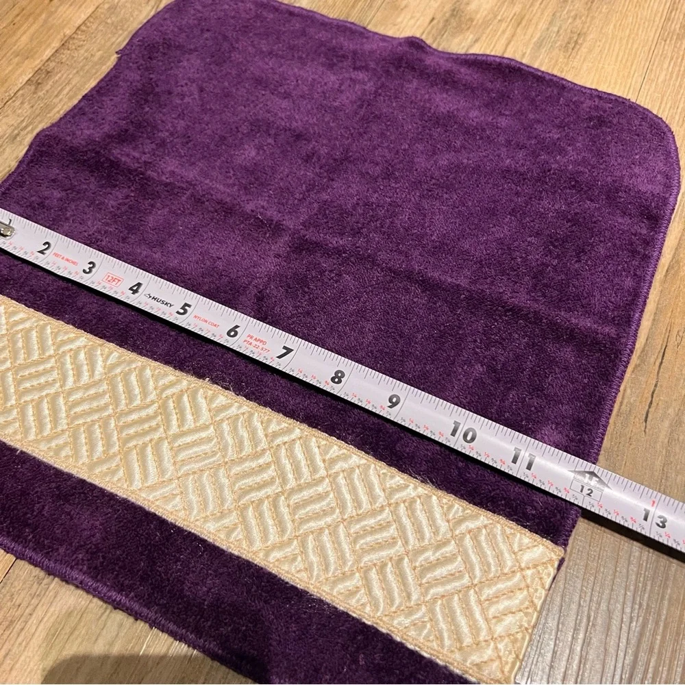 Vintage The Avanti Look Lux Collection Purple Hand Towel/ Washcloth Embroidered